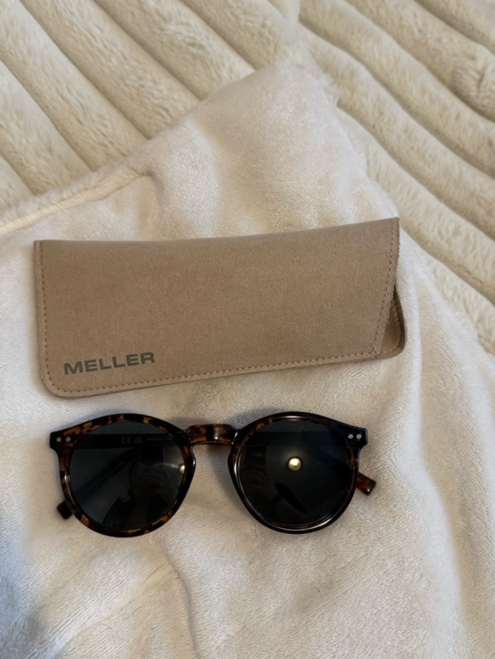 Meller Tortoise Round polarized Sunglasses in Brown/Black